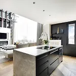 Exceptional With Ac - 2bd-4p - Parc Monceau Appartement