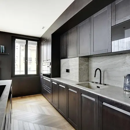 Exceptional With Ac - 2bd-4p - Parc Monceau Paryż