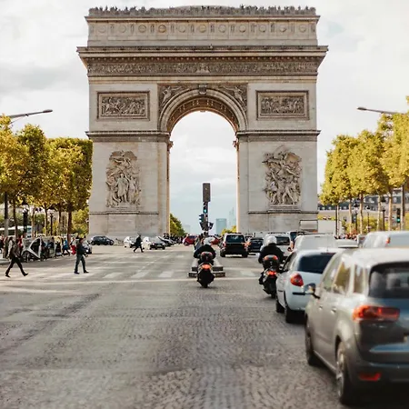 Exceptional With Ac - 2bd-4p - Parc Monceau Apartman